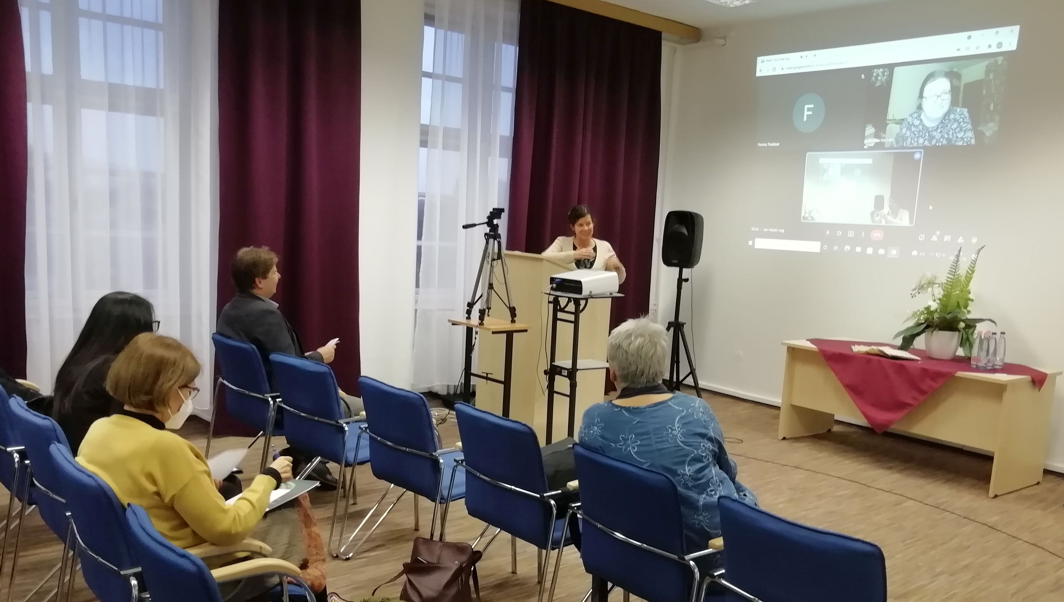 babits konf esztergom iti